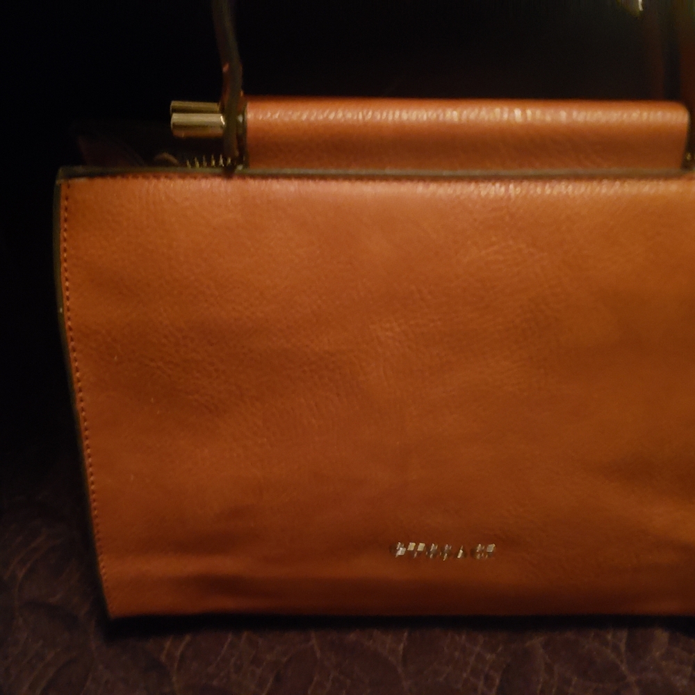 Handbag - Picture 2 of 2